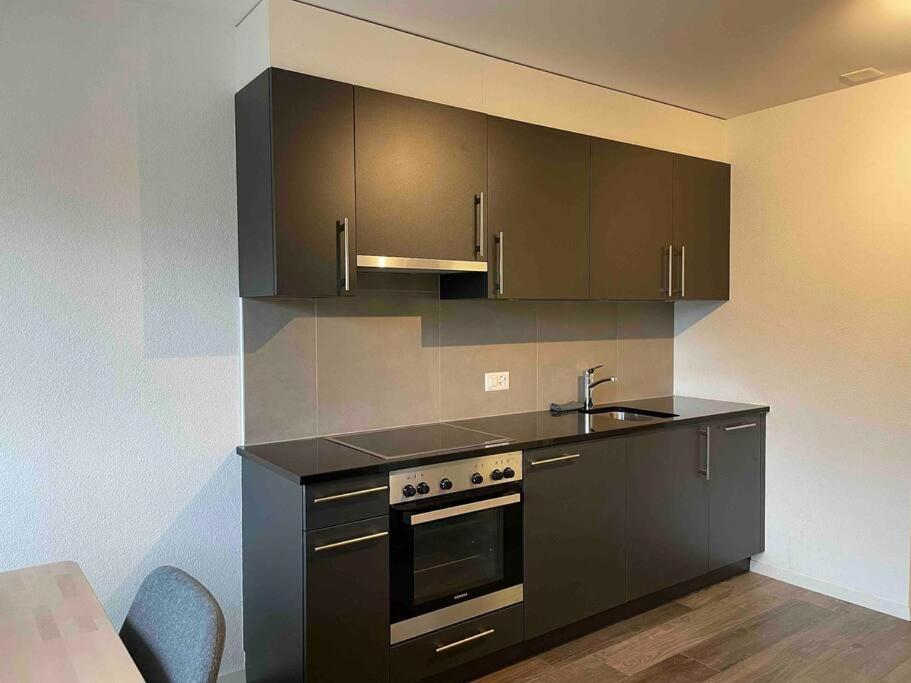 Proche Lausanne: Studio Bien Equipe Apartman Prilly Kültér fotó